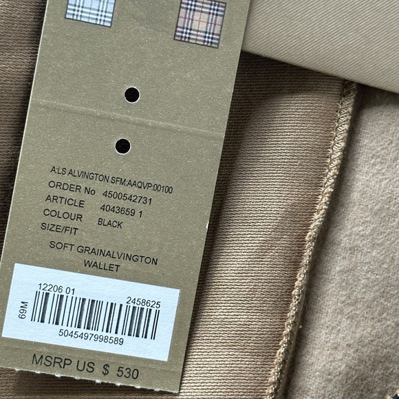 Burberry Grainy Black Leather L-Zipper Wallet - Picture 6 of 6